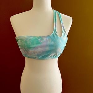 Worn once, bikini top size D/DD Xhilaration